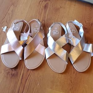 Bobbie brooks bundle sandals size M 7/8